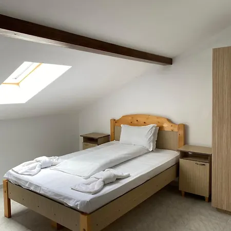 Πανσιόν Kherim 3*