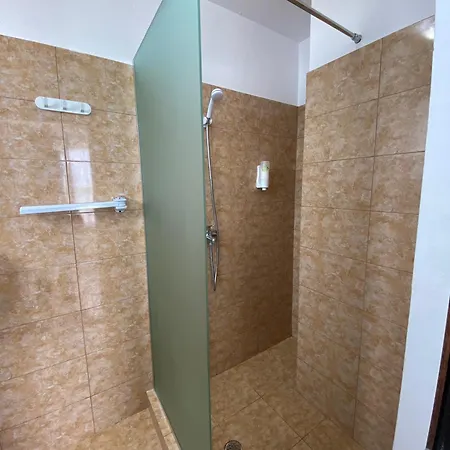 Guest house Kherim
